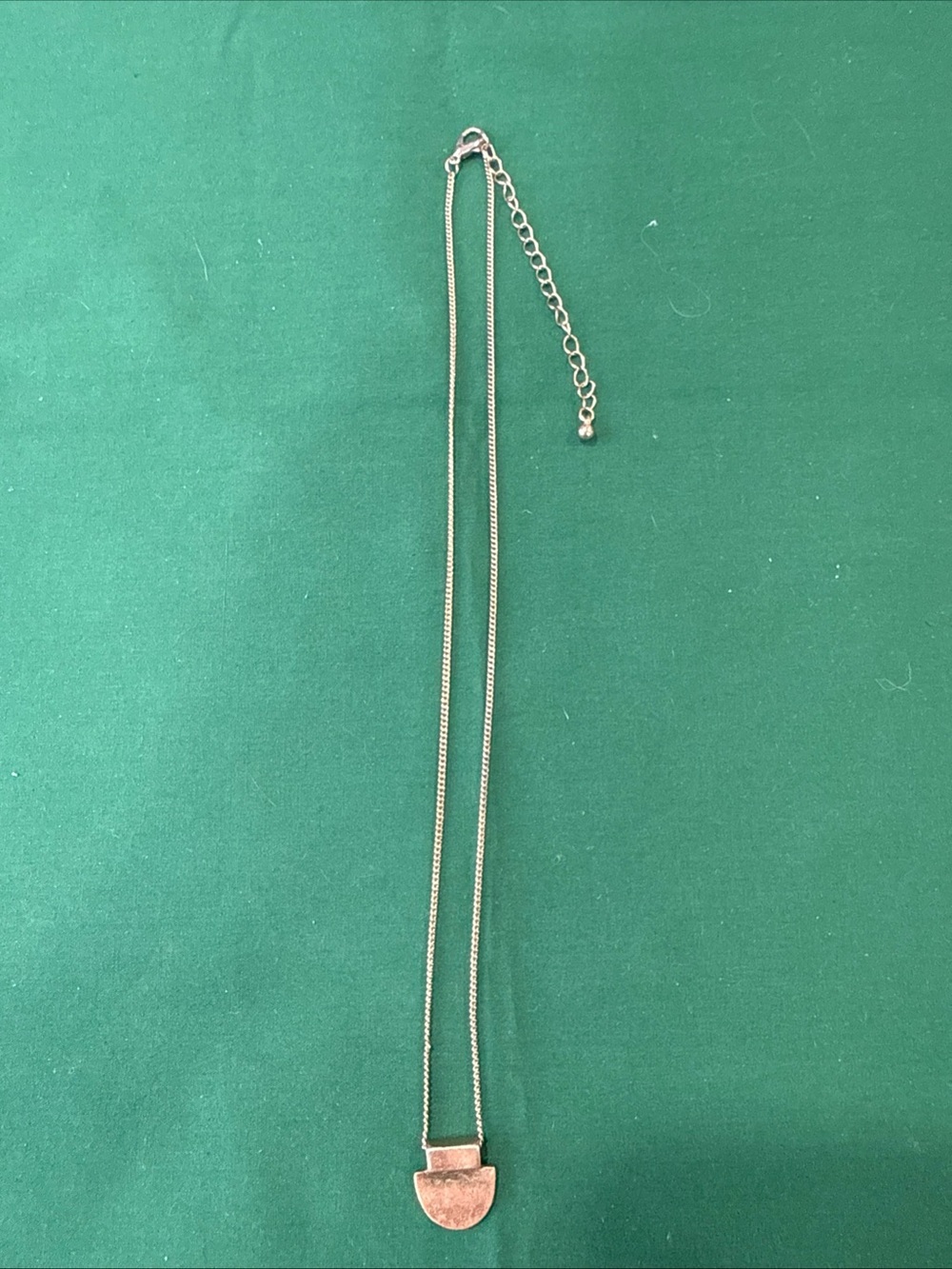 Minimalist Goldtone Chain Necklace With Semi Circular Pendant. 73F